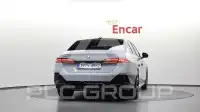 2024 BMW 530M