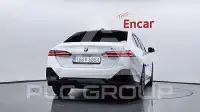 2024 BMW 523M