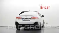 2024 BMW 520