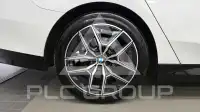 2024 BMW 520