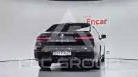 2024 BMW 740M