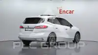 2024 BMW 220