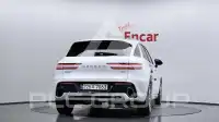 2024 Genesis GV70
