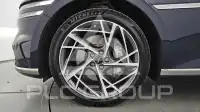 2024 Genesis G90