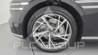 2024 Genesis G90
