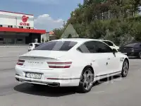 2024 Genesis G80