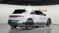 2024 Hyundai Ioniq