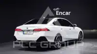 2025 BMW 520M