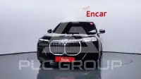 2025 BMW 740M