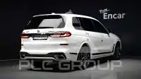2025 BMW X7M