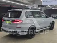 2025 BMW X7M