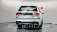 2025 BMW X7M