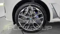 2025 BMW X7M