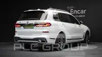 2025 BMW X7M