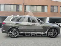 2025 BMW X7M