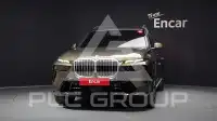 2025 BMW X7M