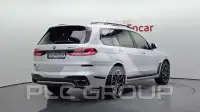 2025 BMW X7M