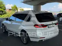 2025 BMW X7