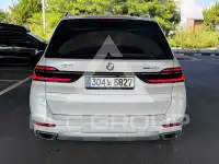 2025 BMW X7