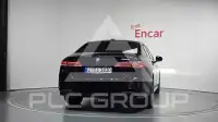 2025 BMW 530M