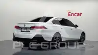 2025 BMW 520