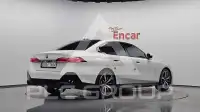 2025 BMW 530M