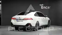 2025 BMW 523M