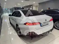 2025 BMW 523M