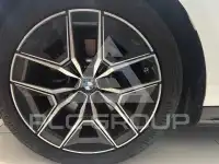 2025 BMW 523M