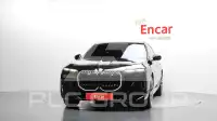 2025 BMW 740M