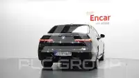2025 BMW 740M