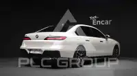 2025 BMW 740M