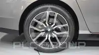 2025 BMW 740M