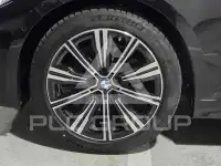 2025 BMW 320