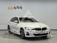 2025 BMW 320