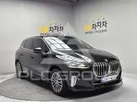 2025 BMW 220