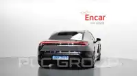 2025 Porsche Taycan