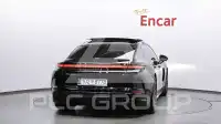 2025 Porsche Panamera