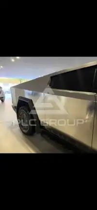 2025 Tesla Cybertruck