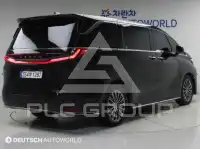 2025 Lexus LM300