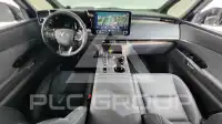 2025 Lexus LM300