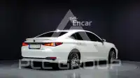 2025 Lexus ES