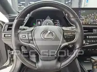 2025 Lexus ES
