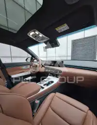 2025 Genesis GV70
