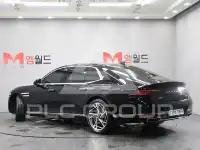 2025 Genesis G90