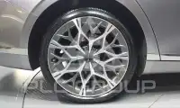 2025 Genesis G90