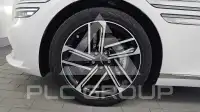 2025 Genesis G80