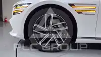 2025 Genesis G80