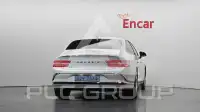 2025 Genesis G80