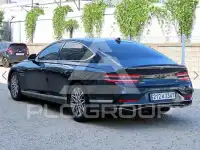 2025 Genesis G80